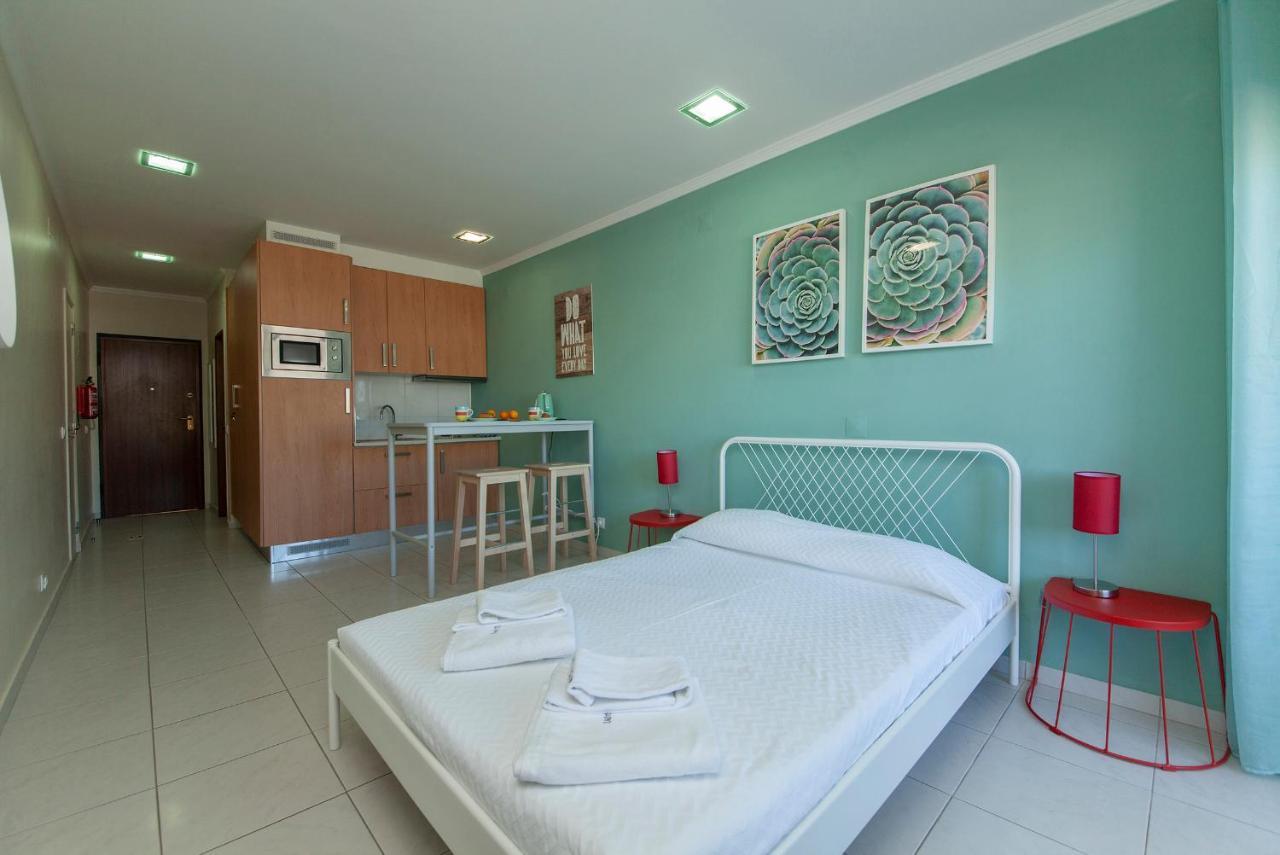 A36 - Avenue Flat In Лагуш Экстерьер фото